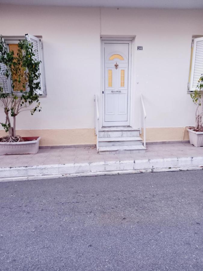 شقة كالاماتا  في Στην Αυλή Της Ράχης المظهر الخارجي الصورة